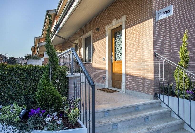 פנסיון Borgo Aureo