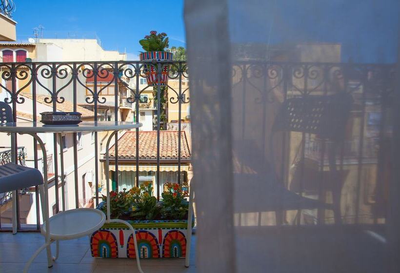 بنسيون Casa Don Micio