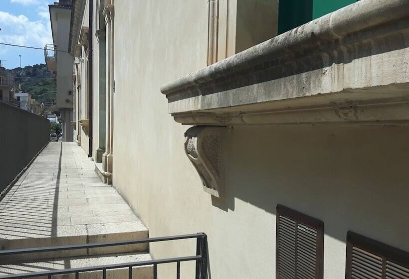 Пансион Casa Maltese Ri Scicli