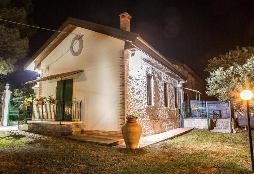 ペンション Casale Trainaro