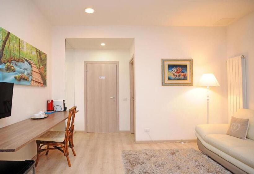 펜션 Foresteria Via Italia