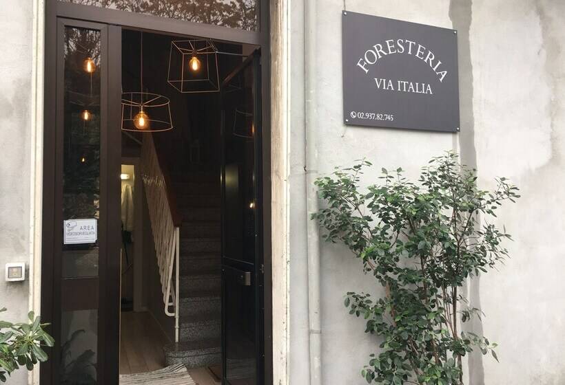 펜션 Foresteria Via Italia