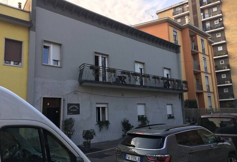 펜션 Foresteria Via Italia