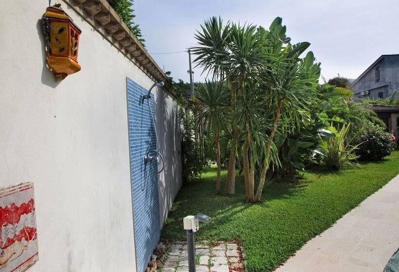 ペンション Il Veliero E I Girasoli