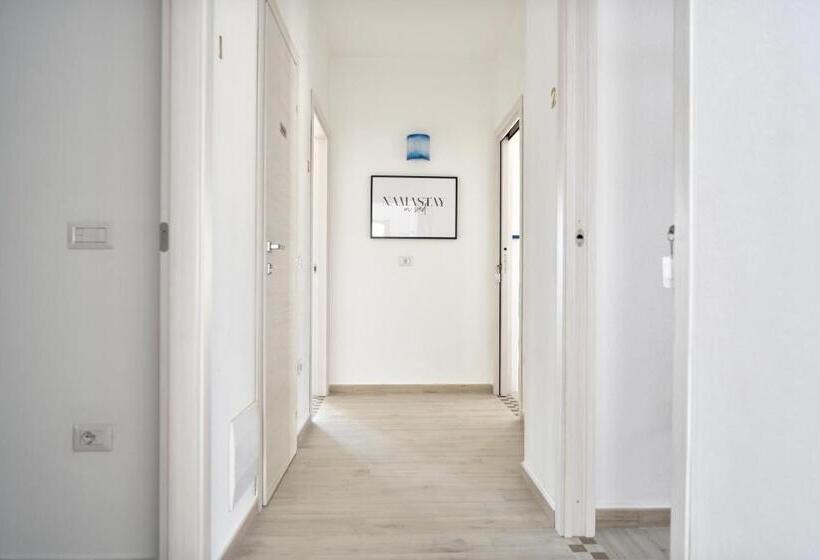 פנסיון Inah Rooms