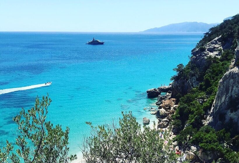 פנסיון Inah Rooms