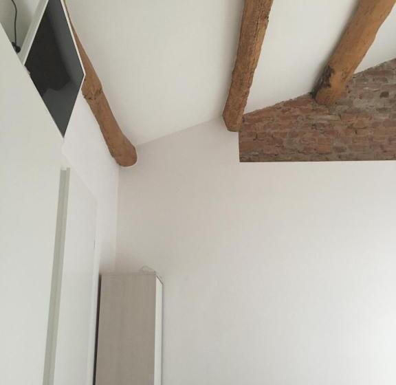 Пансион La Lanterna Camere & More