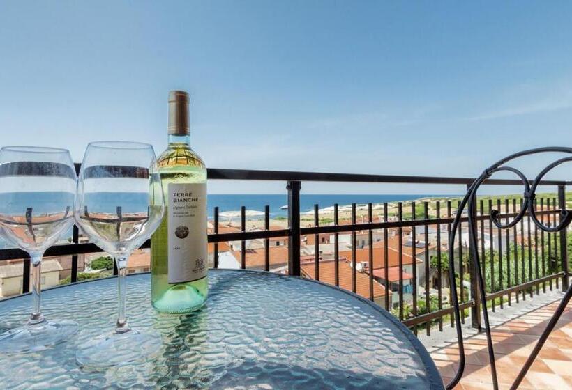 بنسيون Mare Lughente