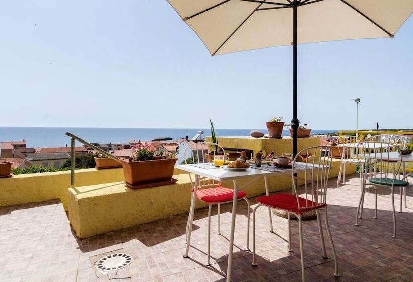 بنسيون Mare Lughente