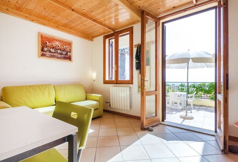 Panzió Mare Lughente