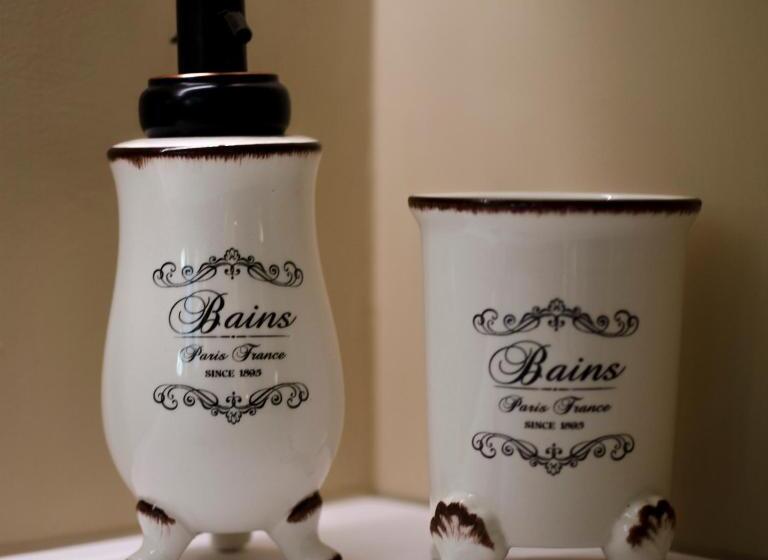 פנסיון Merlhome