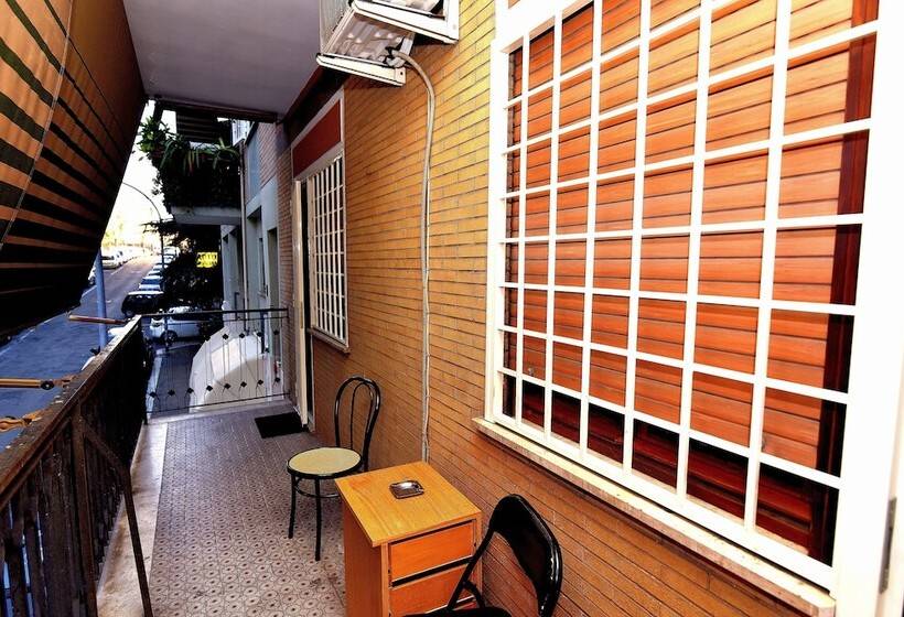 פנסיון Roma Tiberius Suite