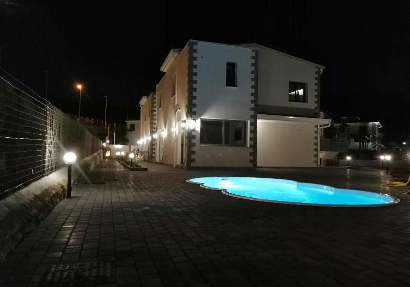 펜션 Sicily Rooms Affittacamere