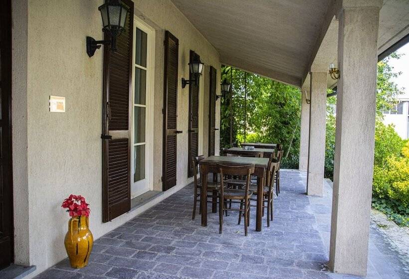 פנסיון Villa Principi Della Spina