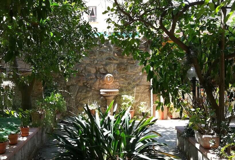 פנסיון Villino L Aranceto Sorrentino