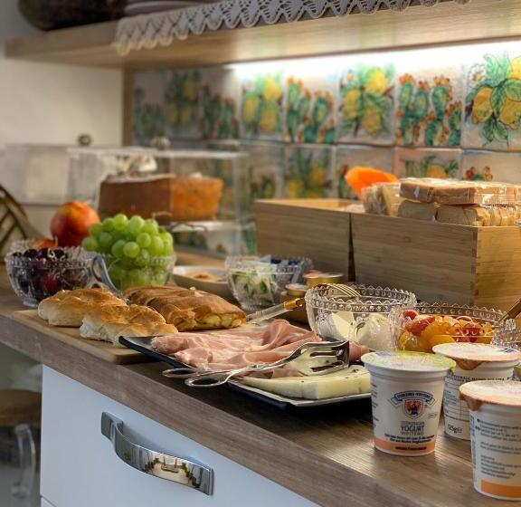 ベッドアンドブレックファースト Sikuli E Sikani