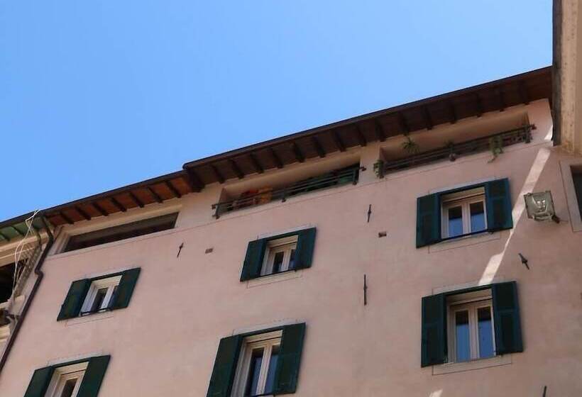 مبيت وإفطار U Campanin