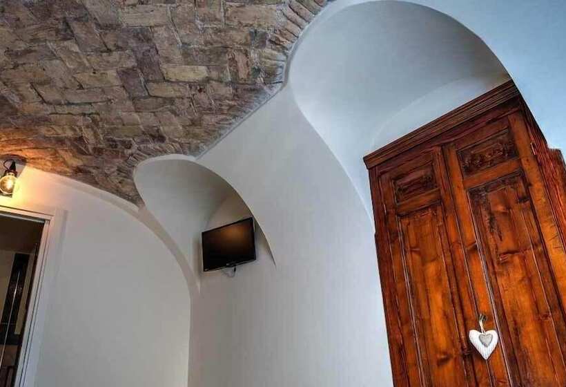 مبيت وإفطار U Campanin