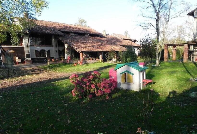 مبيت وإفطار Agriturismo Cascina Poscallone