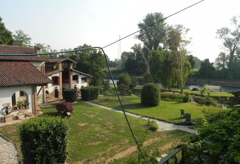 مبيت وإفطار Agriturismo Cascina Poscallone