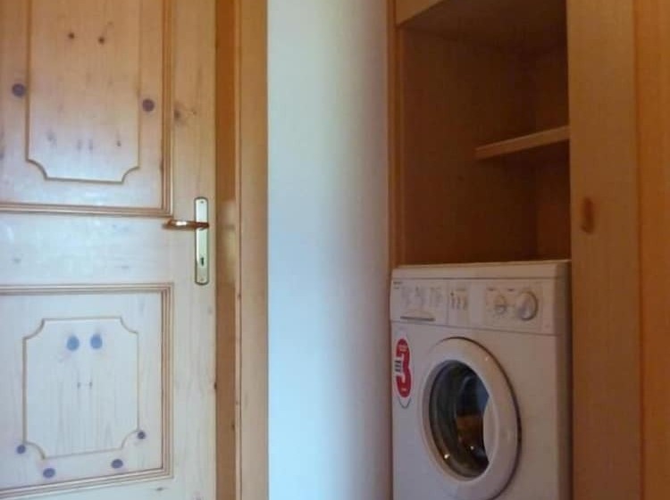 צימר Appartamenti Majon Sotroi