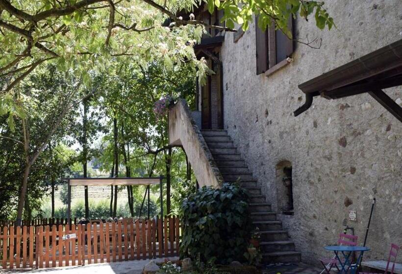 ベッドアンドブレックファースト Casa Vacanze Cascina Campagnola