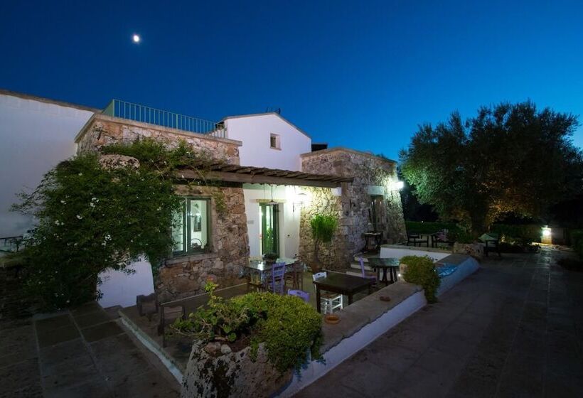 مبيت وإفطار Casale De Li Canti