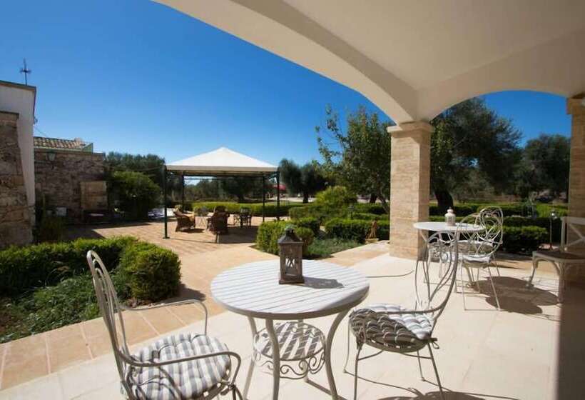 مبيت وإفطار Casale De Li Canti