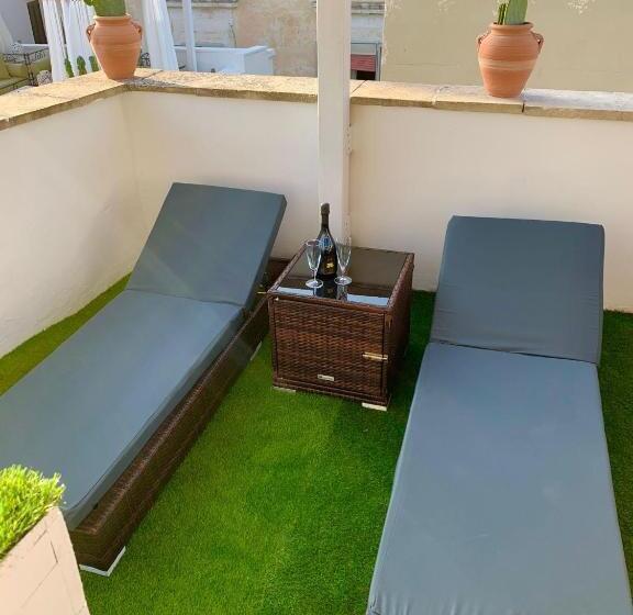 צימר Centro Storico Rooms