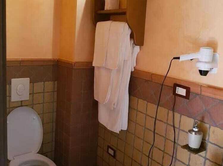 צימר Centro Storico Rooms