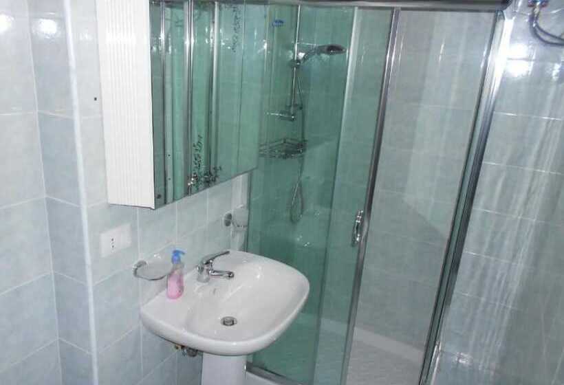 צימר Centro Storico Rooms