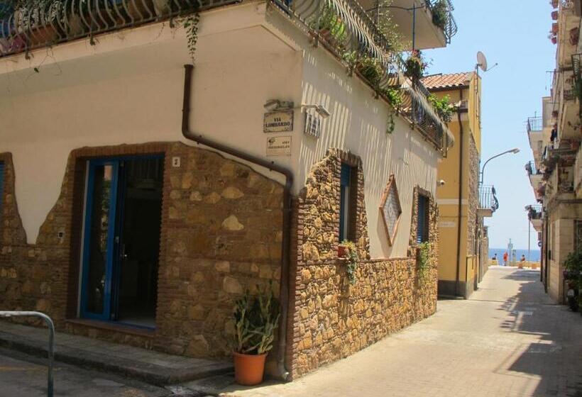 Bed and Breakfast Donna Carmela   Da Rosa