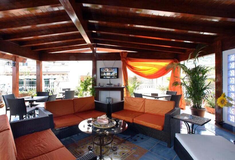 Bed and Breakfast Donna Carmela   Da Rosa