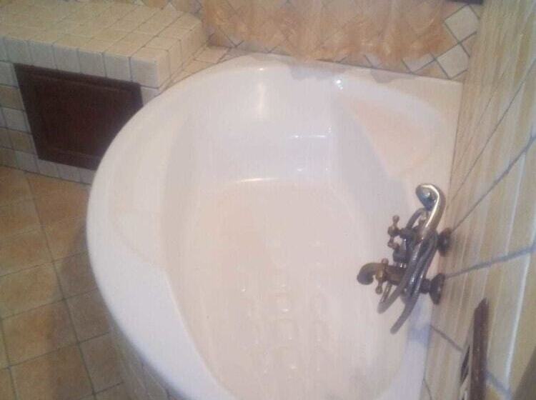 ベッドアンドブレックファースト La Fattoria