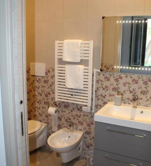 مبيت وإفطار La Pigna