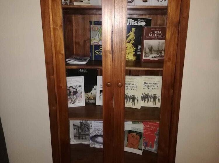 تختخواب و صبحانه La Sosta