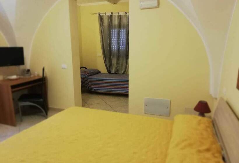 تختخواب و صبحانه La Sosta