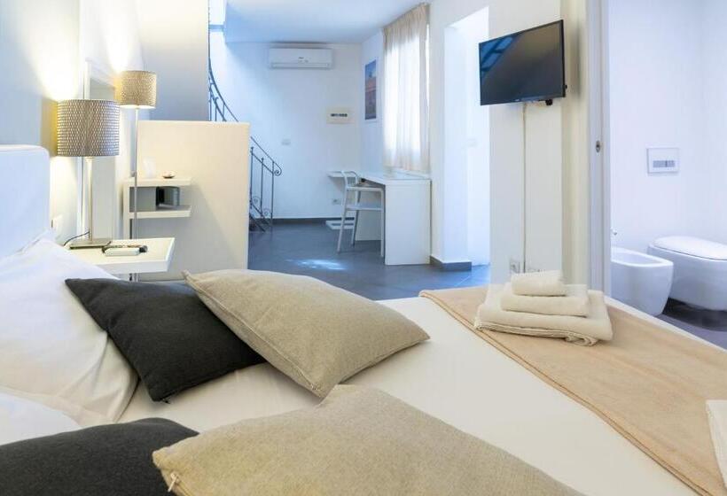 تختخواب و صبحانه Le Stanze Di Piazza Cairoli
