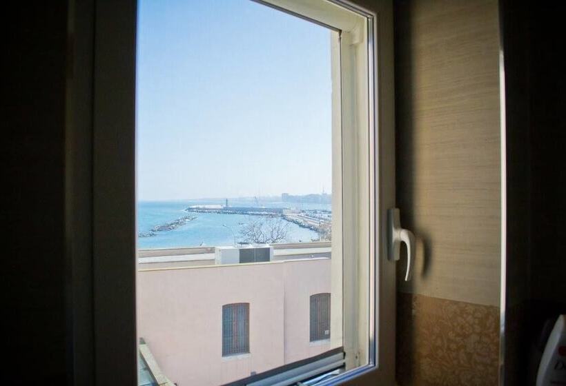 تختخواب و صبحانه San Nicola D Amare