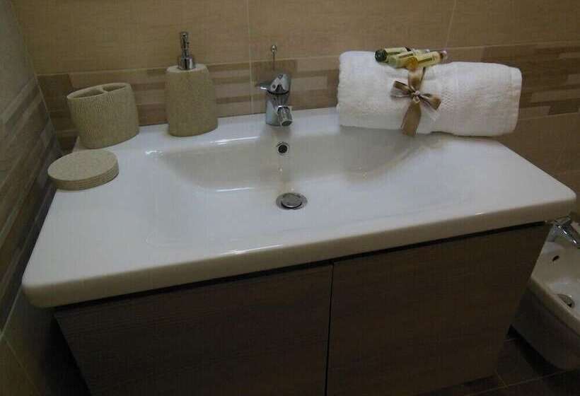 مبيت وإفطار Sotto La Torre