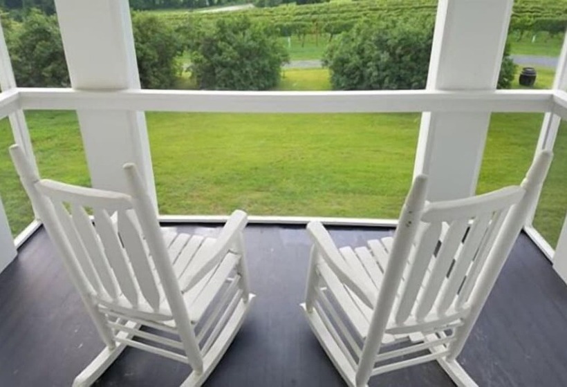 ベッドアンドブレックファースト The Farmhouse At Veritas