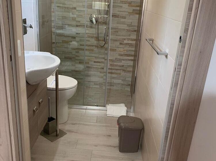 住宿加早餐  Valentina Lovely Rooms