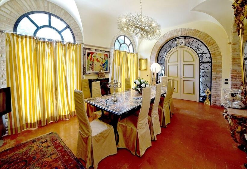 مبيت وإفطار Villa Lupo