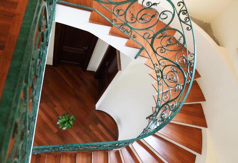 تختخواب و صبحانه Villa Princi