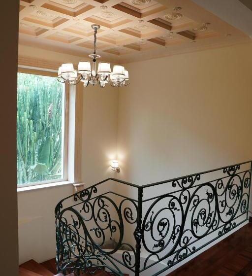 تختخواب و صبحانه Villa Princi