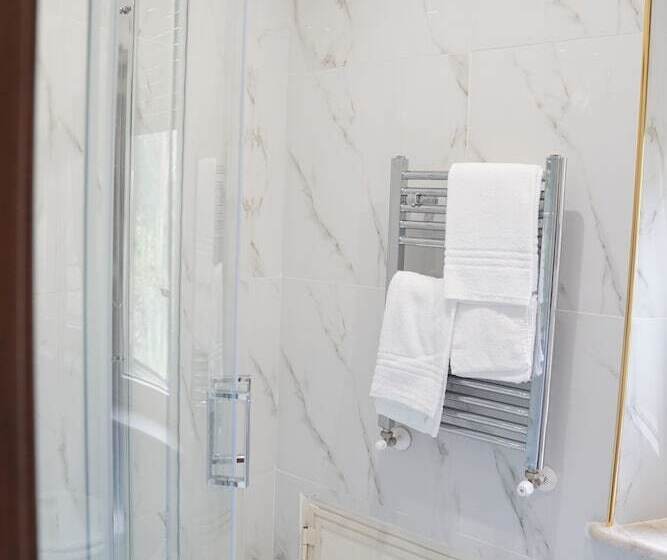 تختخواب و صبحانه Villa Princi