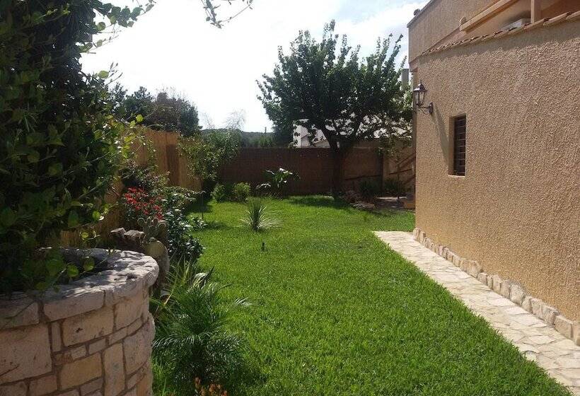 مبيت وإفطار Villetta Orchidea