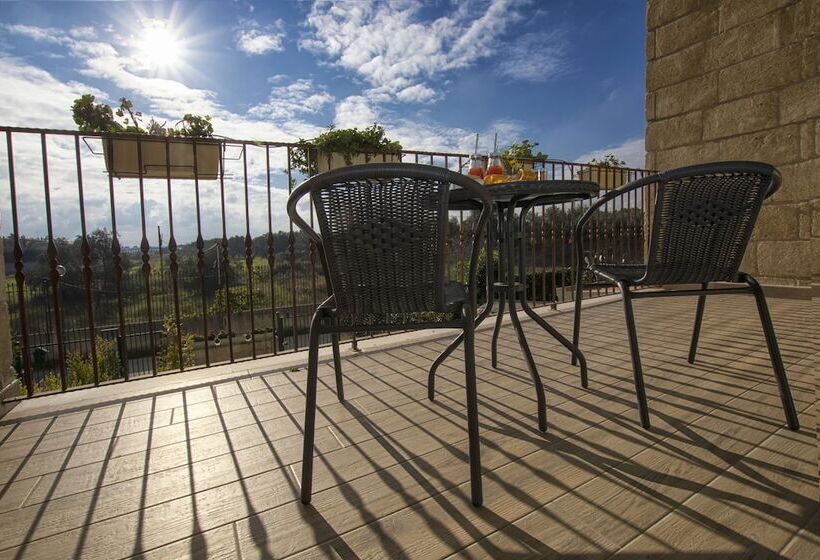 Casa Borgo Regina B&b  Bari Puglia Apartments