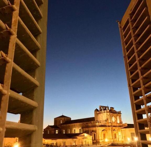 客栈  Landolina Palace