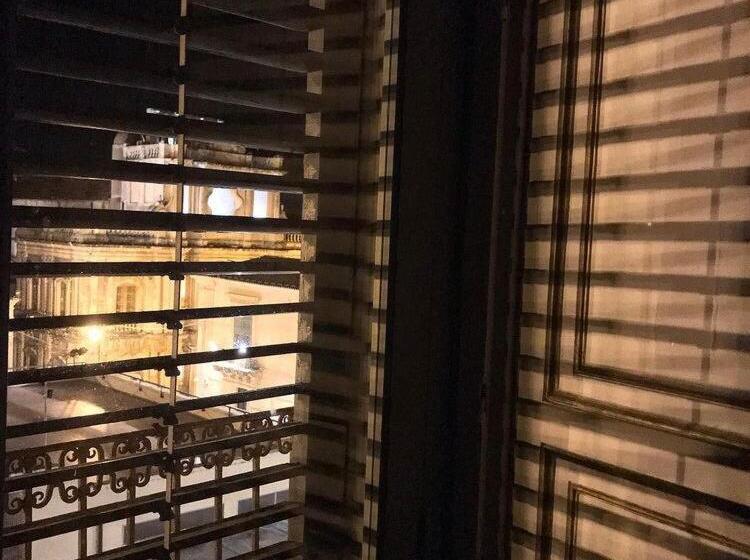 客栈  Landolina Palace